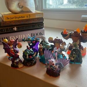 Skylanders Lot Bundle 13 Figures